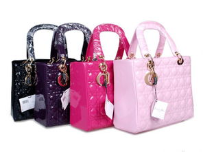 時尚爆款 熱銷產(chǎn)品 復(fù)古郵差包